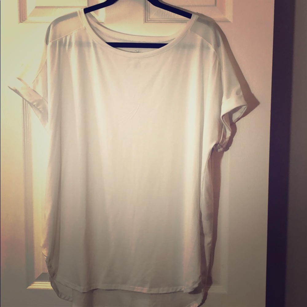 Cute simple white top